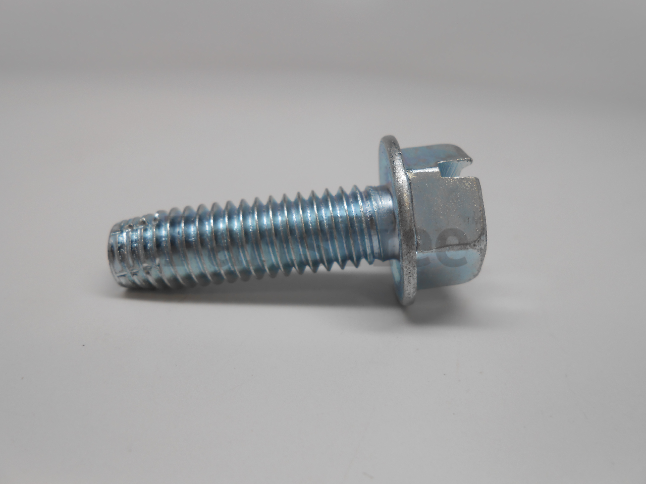 CUB 690-900-0059 - PRIMARY (Slide 1 of 3)